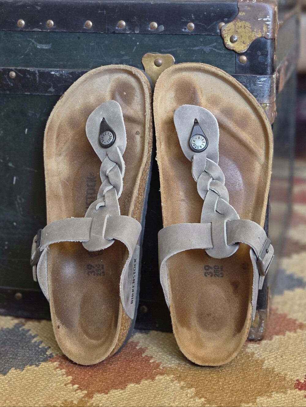 Birkenstock Gizeh Braided Natural Leather Oiled Sandals - Gray